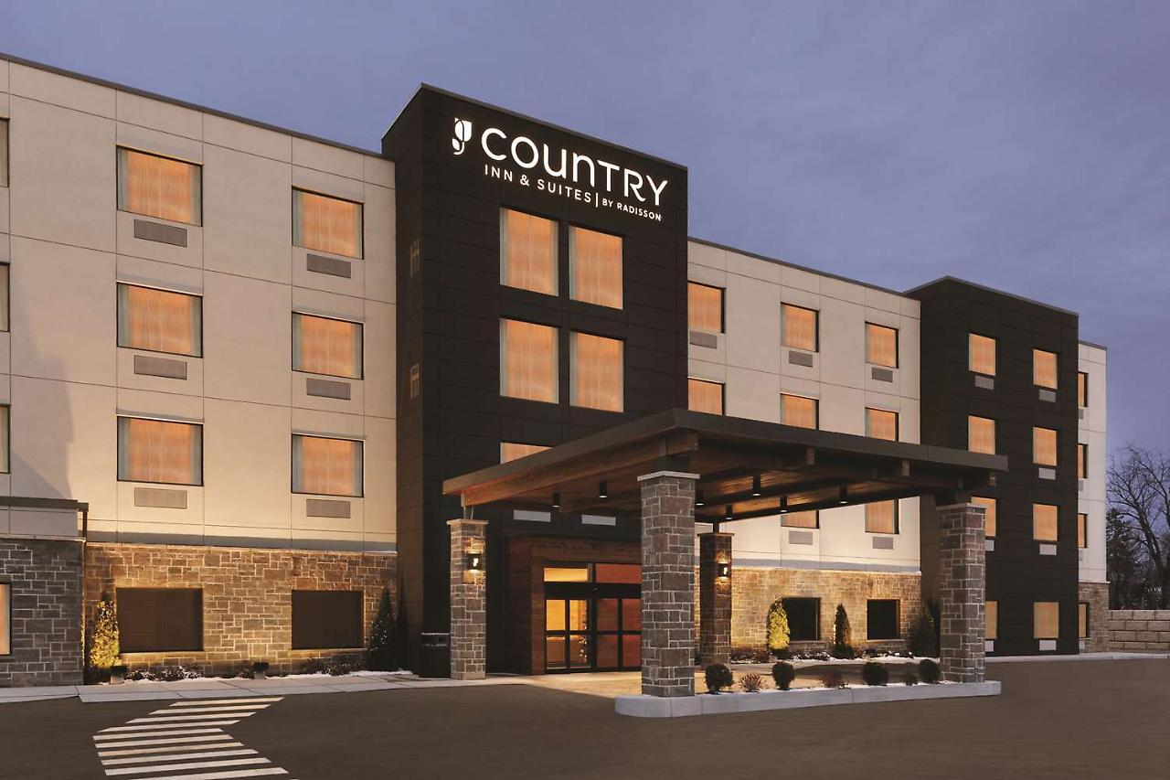 Country Inn & Suites By Radisson, Belleville, On Экстерьер фото
