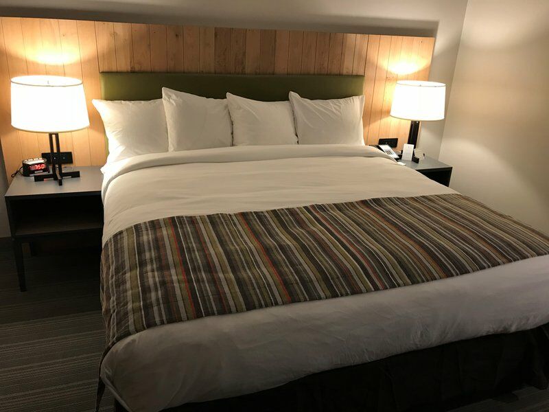 Country Inn & Suites By Radisson, Belleville, On Экстерьер фото