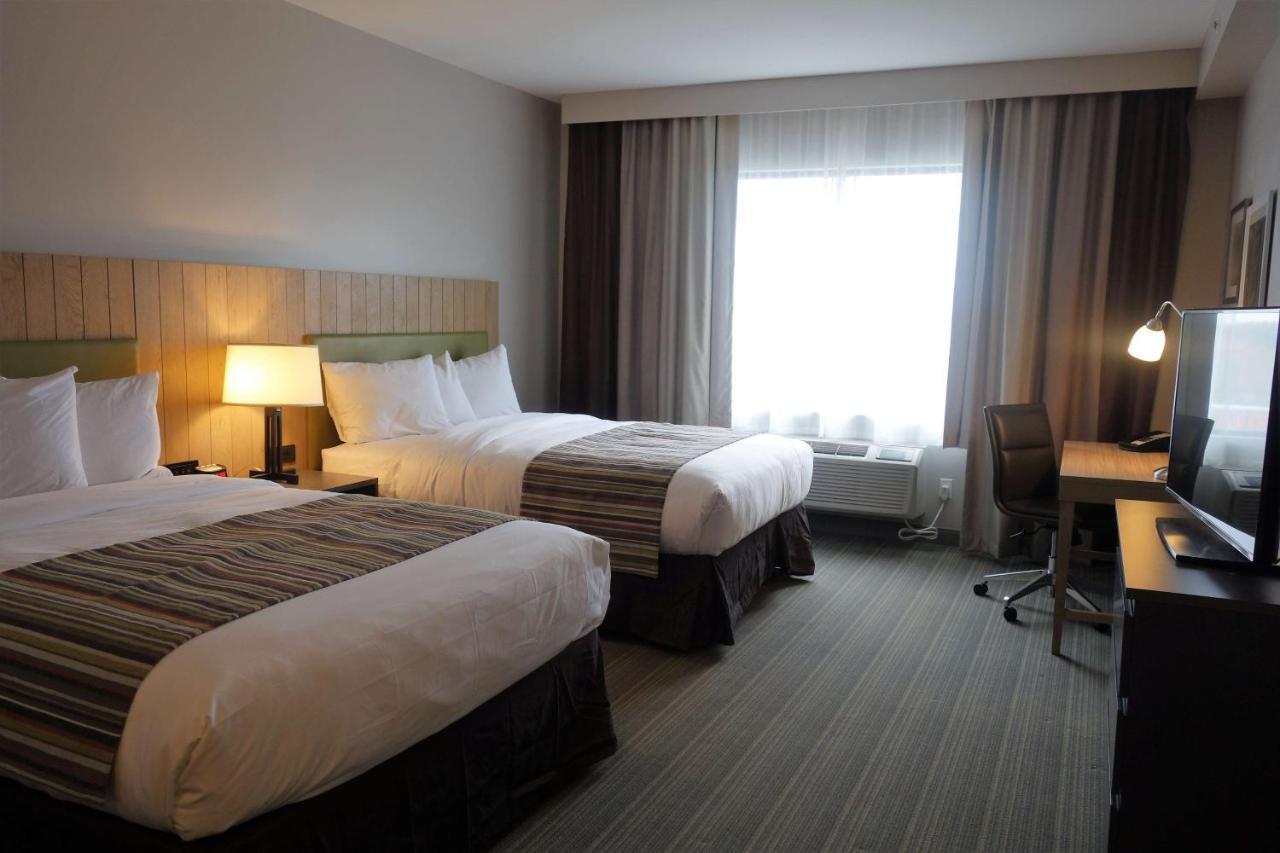 Country Inn & Suites By Radisson, Belleville, On Экстерьер фото